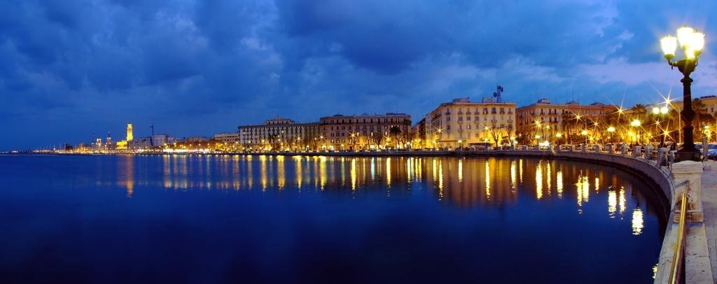 Appartement Due Passi Dal Borgo Antico à Bari Chambre photo